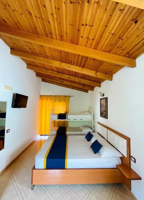 Villa Toskaj Vlorë Exteriör bild