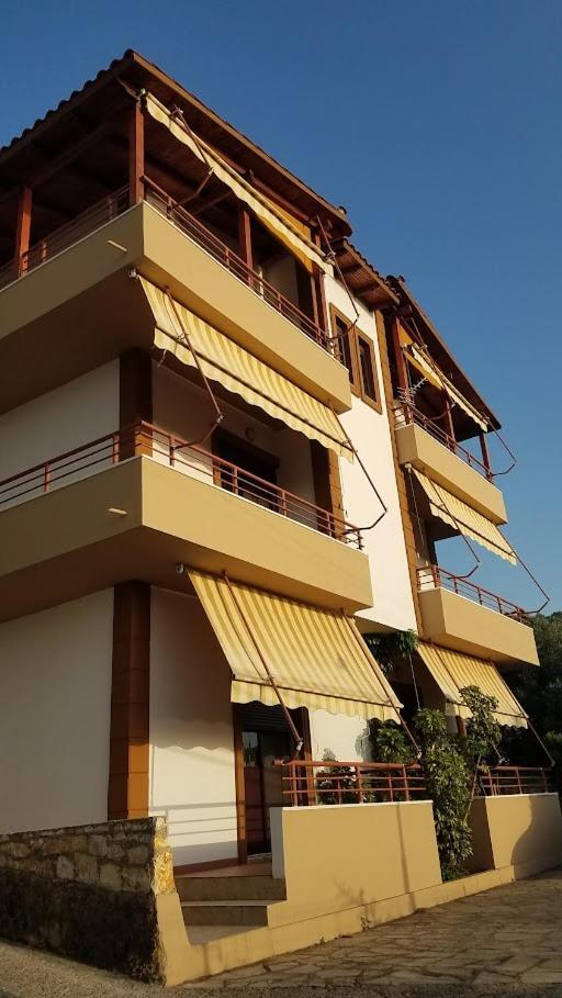 Villa Toskaj Vlorë Exteriör bild